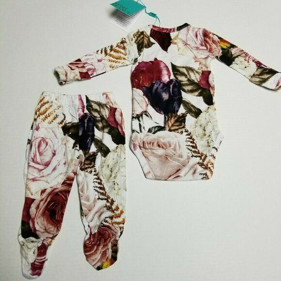 NWT Posh Peanut Bodysuit Outfit | 0-3 months - Picture 3 of 10
